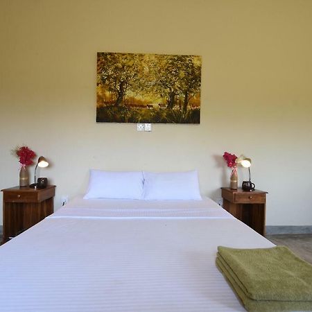 Captain'S Bird Safari Lodge Puttalam Exterior foto