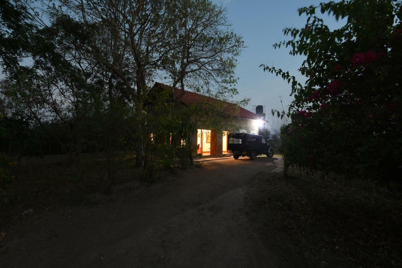 Captain'S Bird Safari Lodge Puttalam Exterior foto